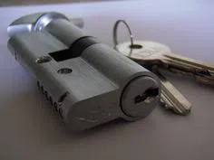 Hastings-on-Hudson Locksmith Store Hastings on Hudson, NY 914-380-7188 - broken-key-extraction